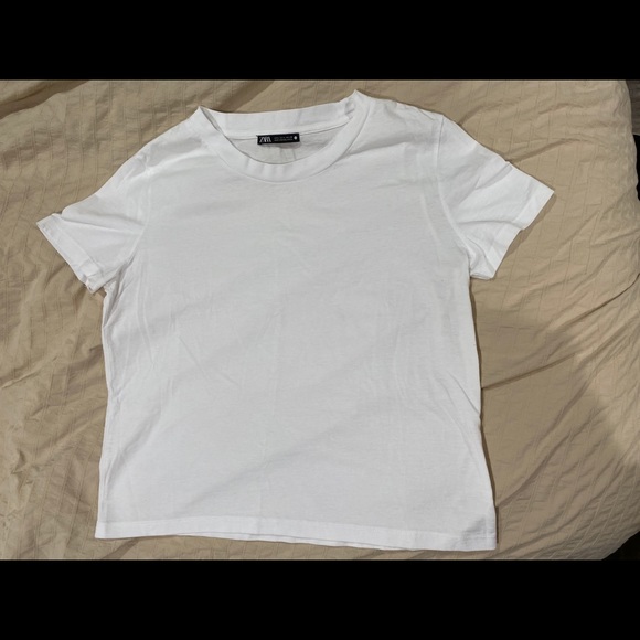 Zara Tops - Zara women’s white tee
